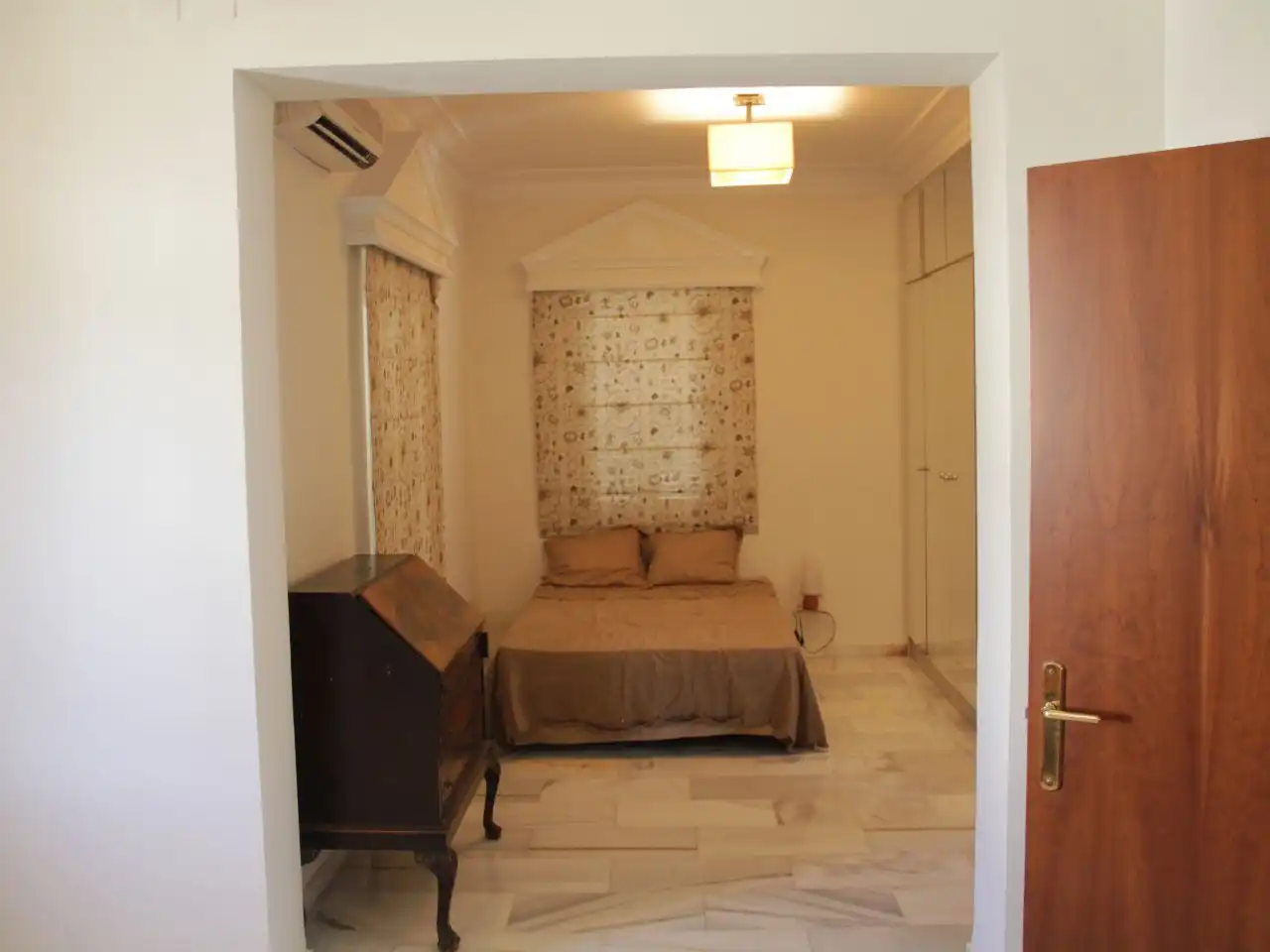 Habitación de Casa o chalet de alquiler en Málaga con Aire acondicionado, Calefacción y Jardín privado