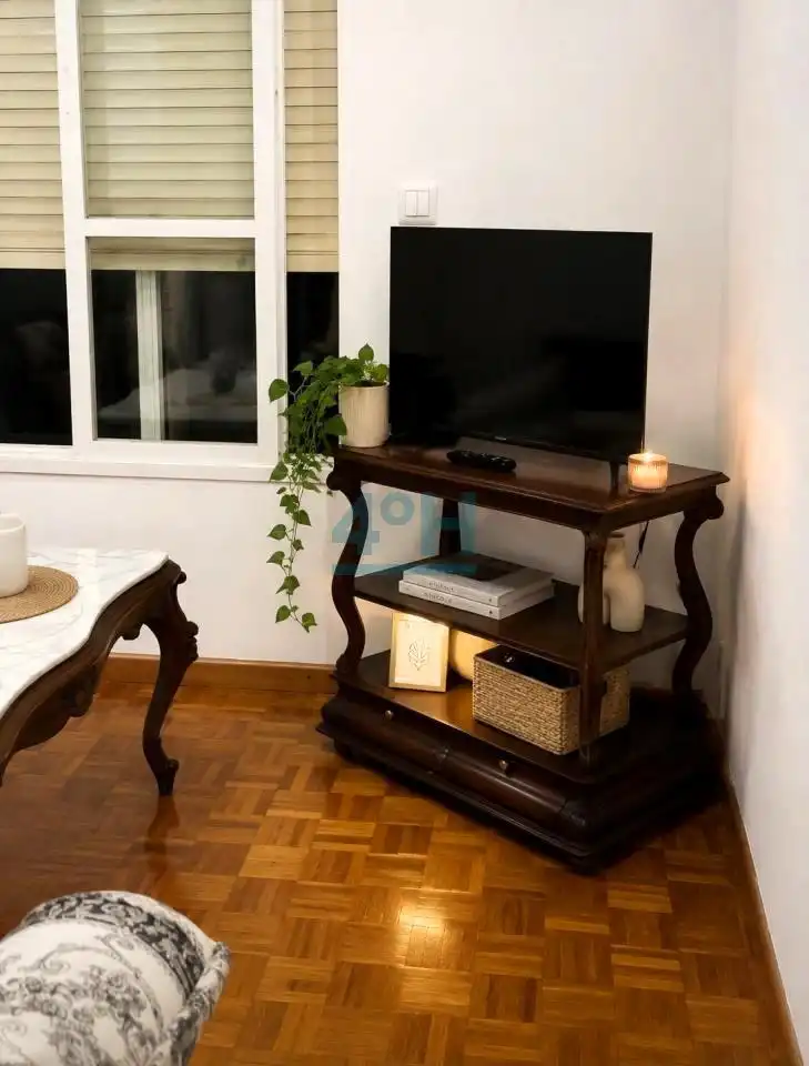 Living room of Flat for rent in Ourense Capital   with Heating, Parquet flooring and Balcony