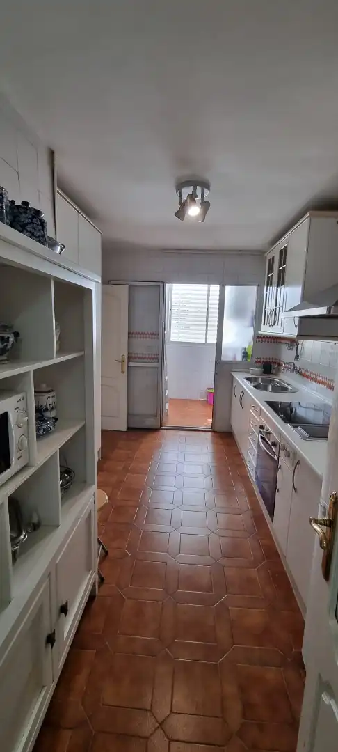 Kitchen of Flat for sale in Fuengirola  with Terrace and Community pool
