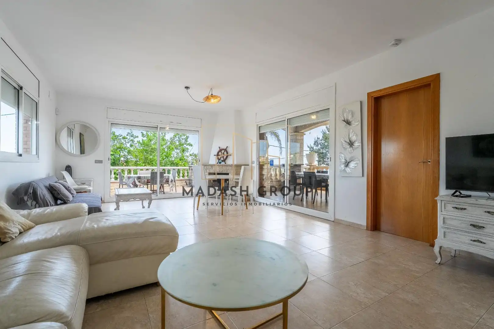 Vista exterior de Casa o xalet en venda en Calafell amb Aire condicionat, Calefacció i Jardí privat