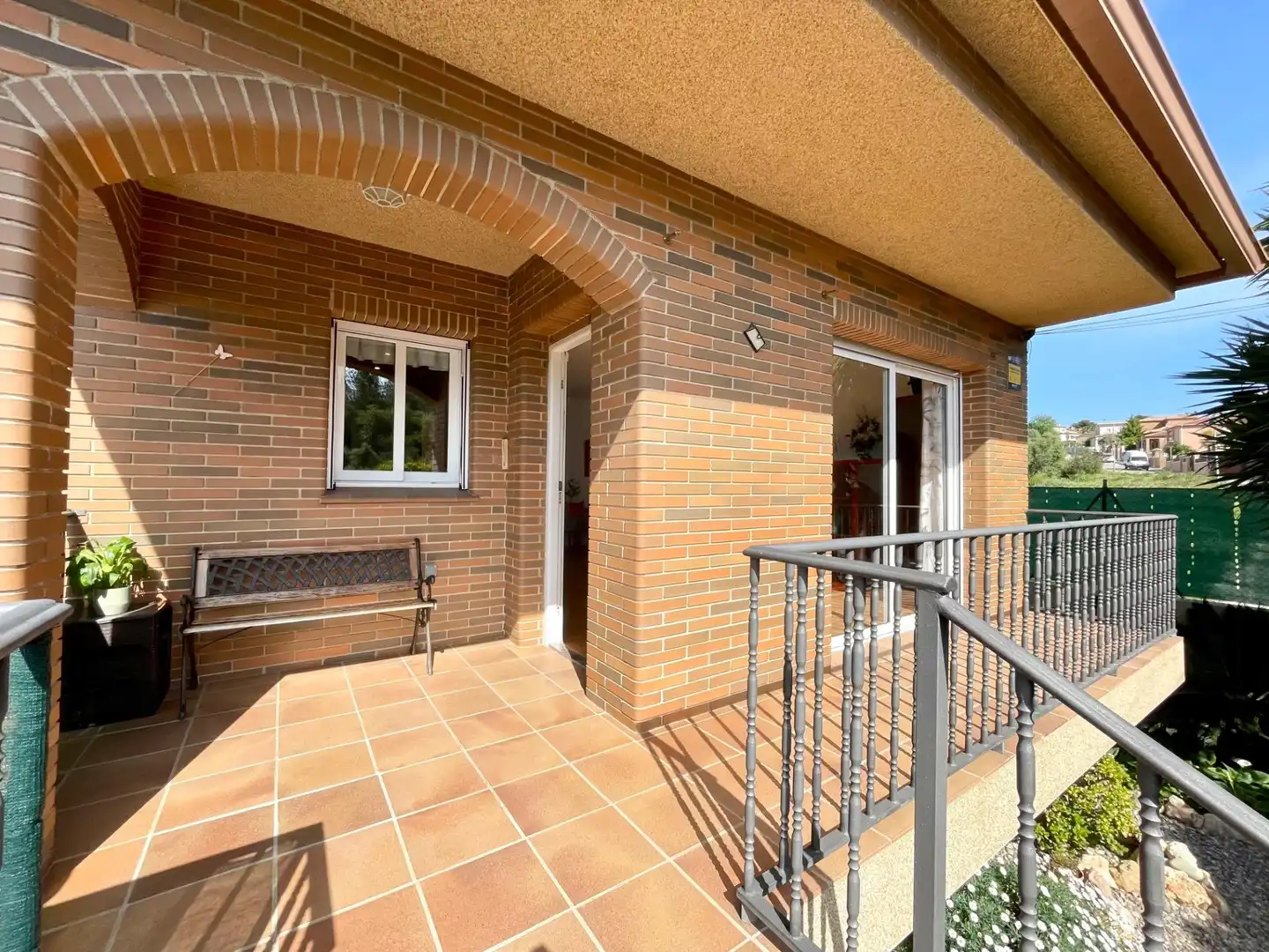 Terrassa de Casa o xalet en venda en El Vendrell amb Aire condicionat, Jardí privat i Terrassa