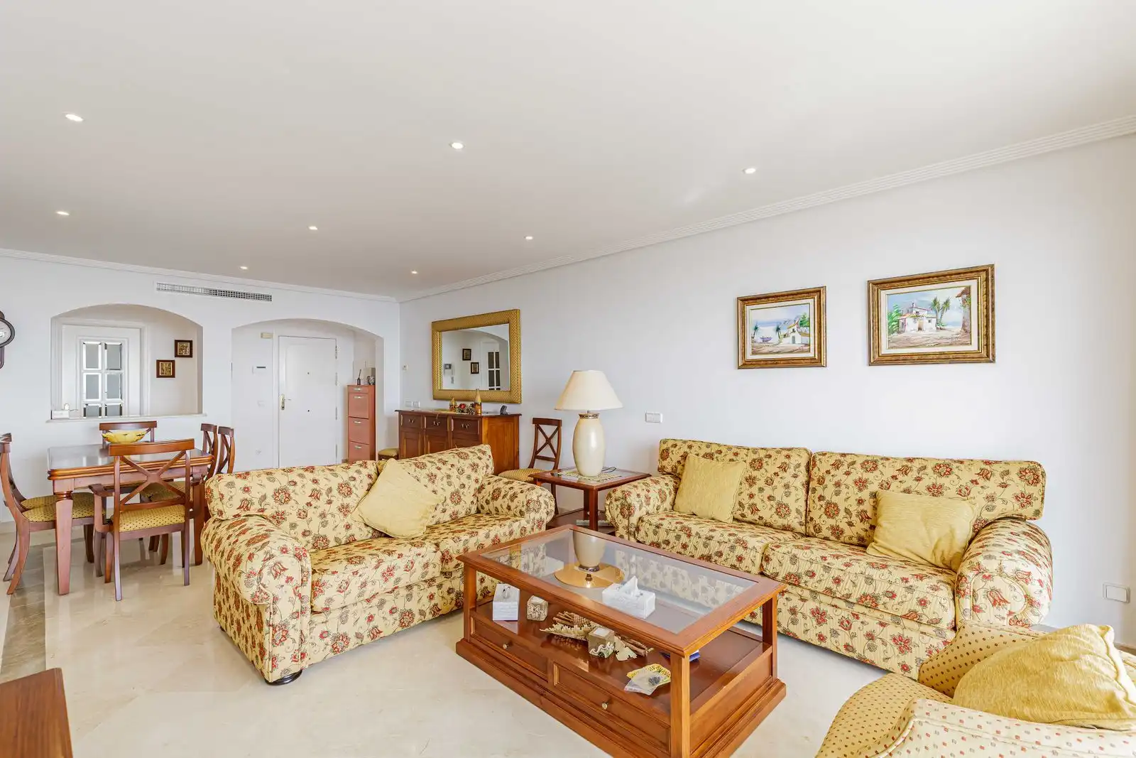 Piso con ascensor en venta en Calle Los Arqueros 100, imagen 3
