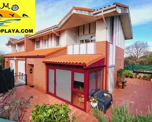 Exterior view of House or chalet for sale in Marina de Cudeyo  with Terrace