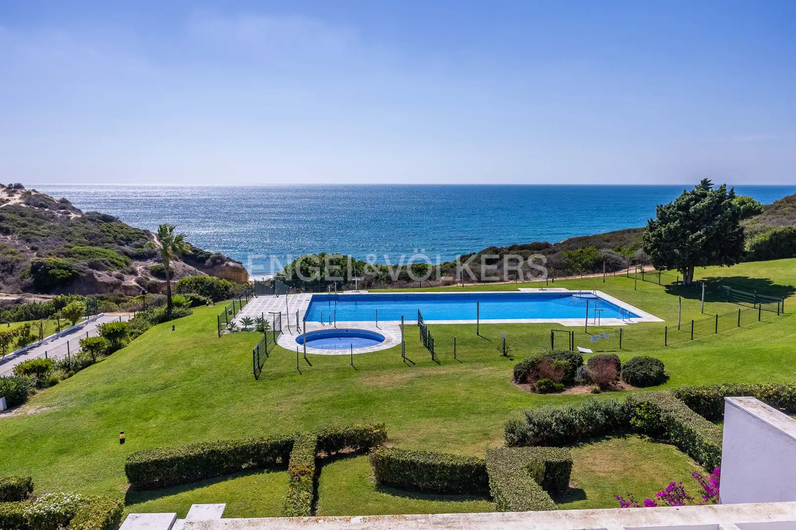 Piscina de Casa o xalet de lloguer en Conil de la Frontera amb Calefacció, Jardí privat i Terrassa