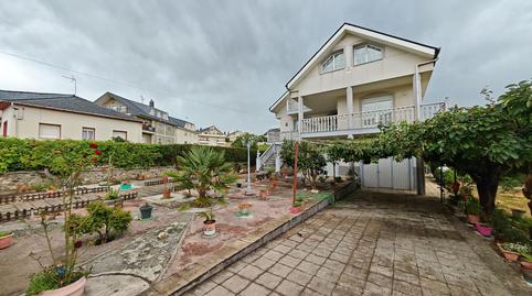 Foto 4 de Casa o xalet en venda a Cacabelos, León