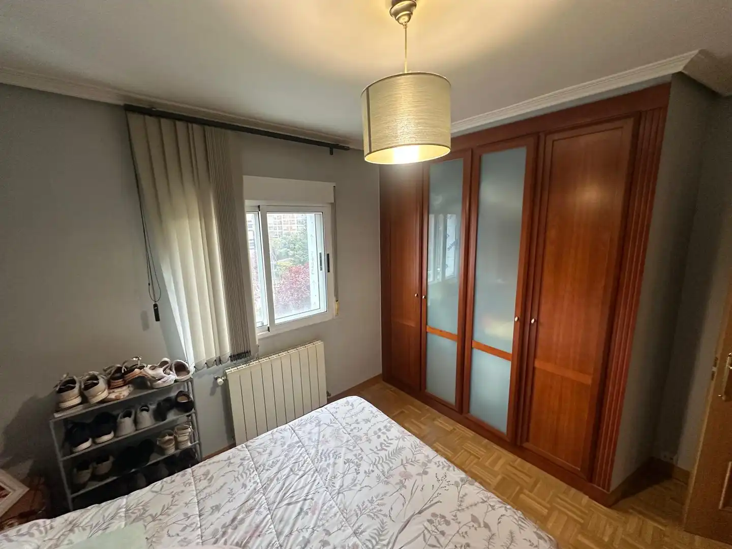 Dormitori de Apartament en venda en Burgos Capital amb Calefacció i Terrassa