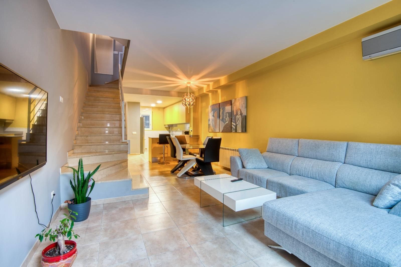 Single-family semi-detached for sale in Eixample