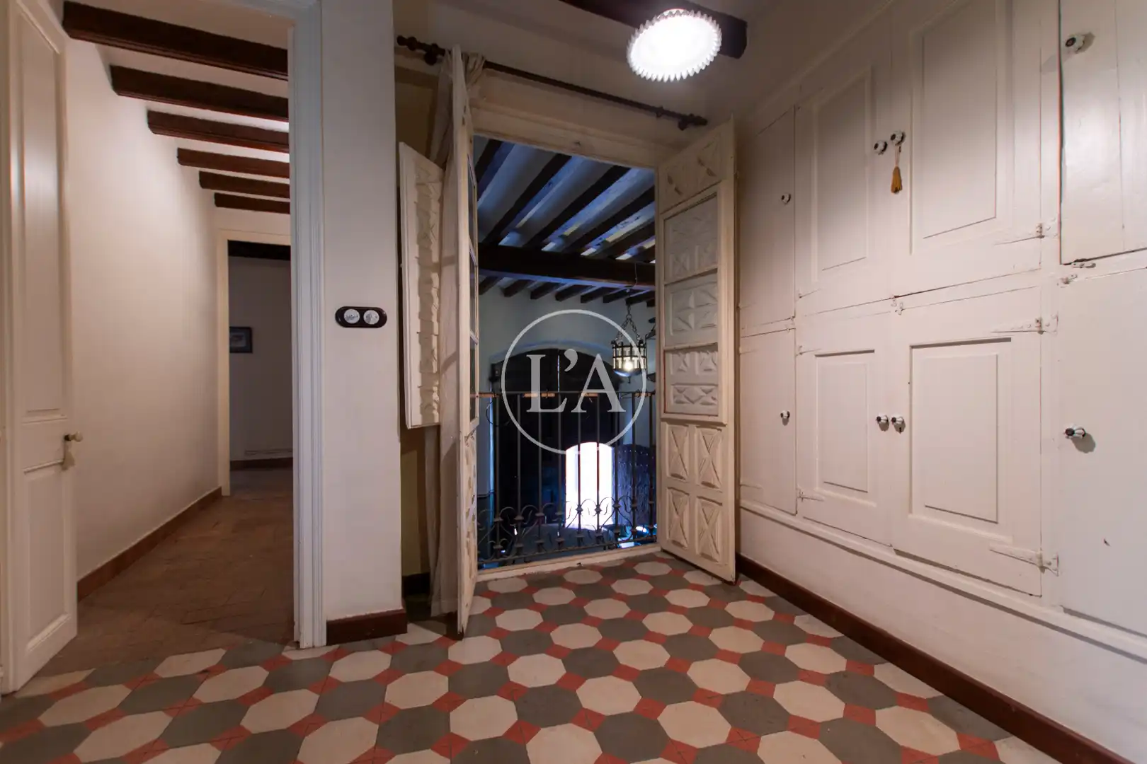 Casa aparellada amb terrassa en venda a Carrer de la Verge de la Pineda, imagen 37