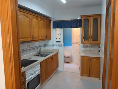 Kitchen of Flat for sale in Alicante / Alacant  with Air Conditioner, Heating and Oven