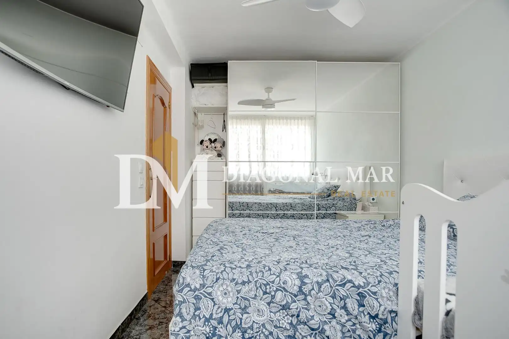 Dormitori de Dúplex en venda en Barcelona amb Aire condicionat i Balcó