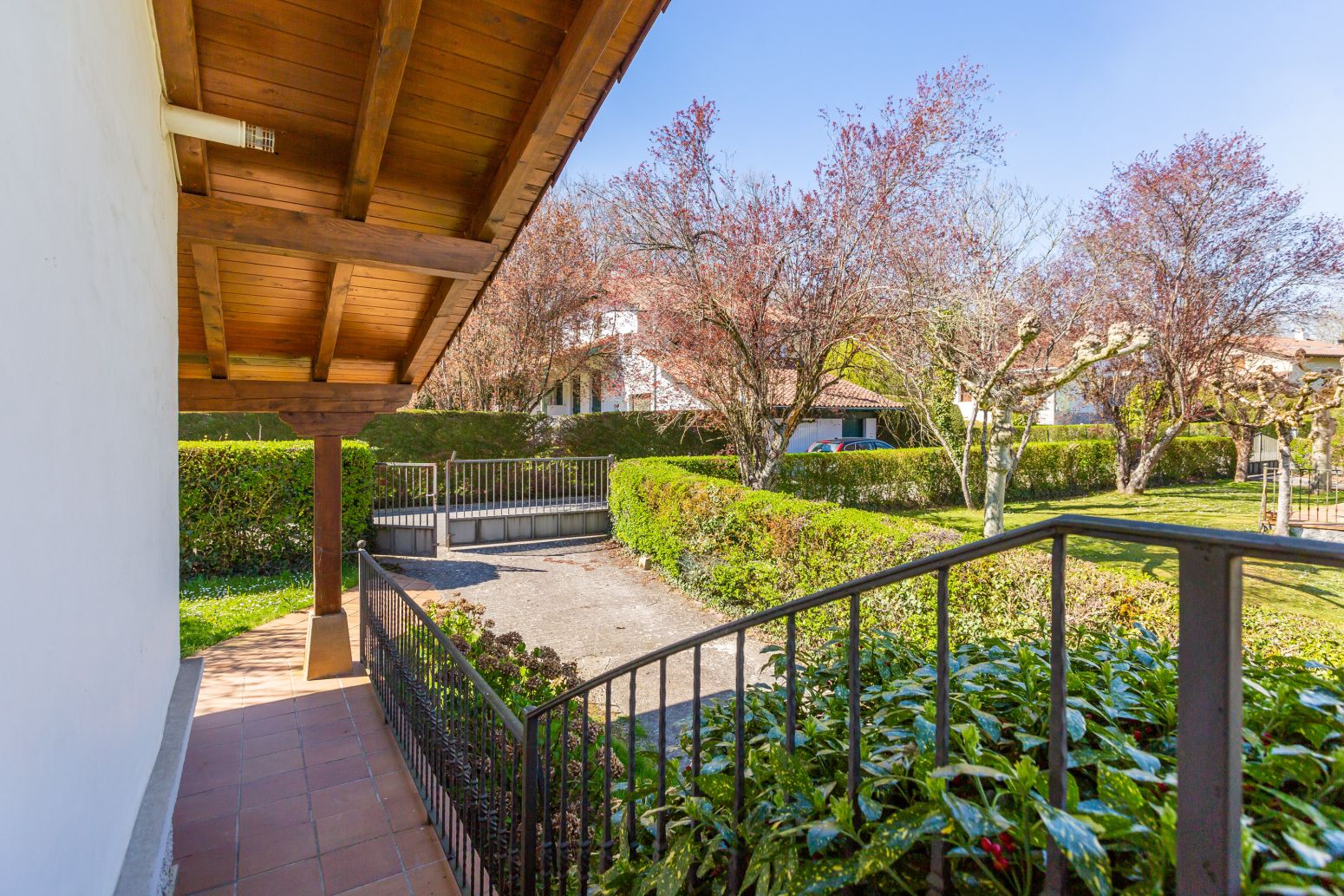 Terrassa de Casa o xalet en venda en Ultzama amb Calefacció, Jardí privat i Parquet