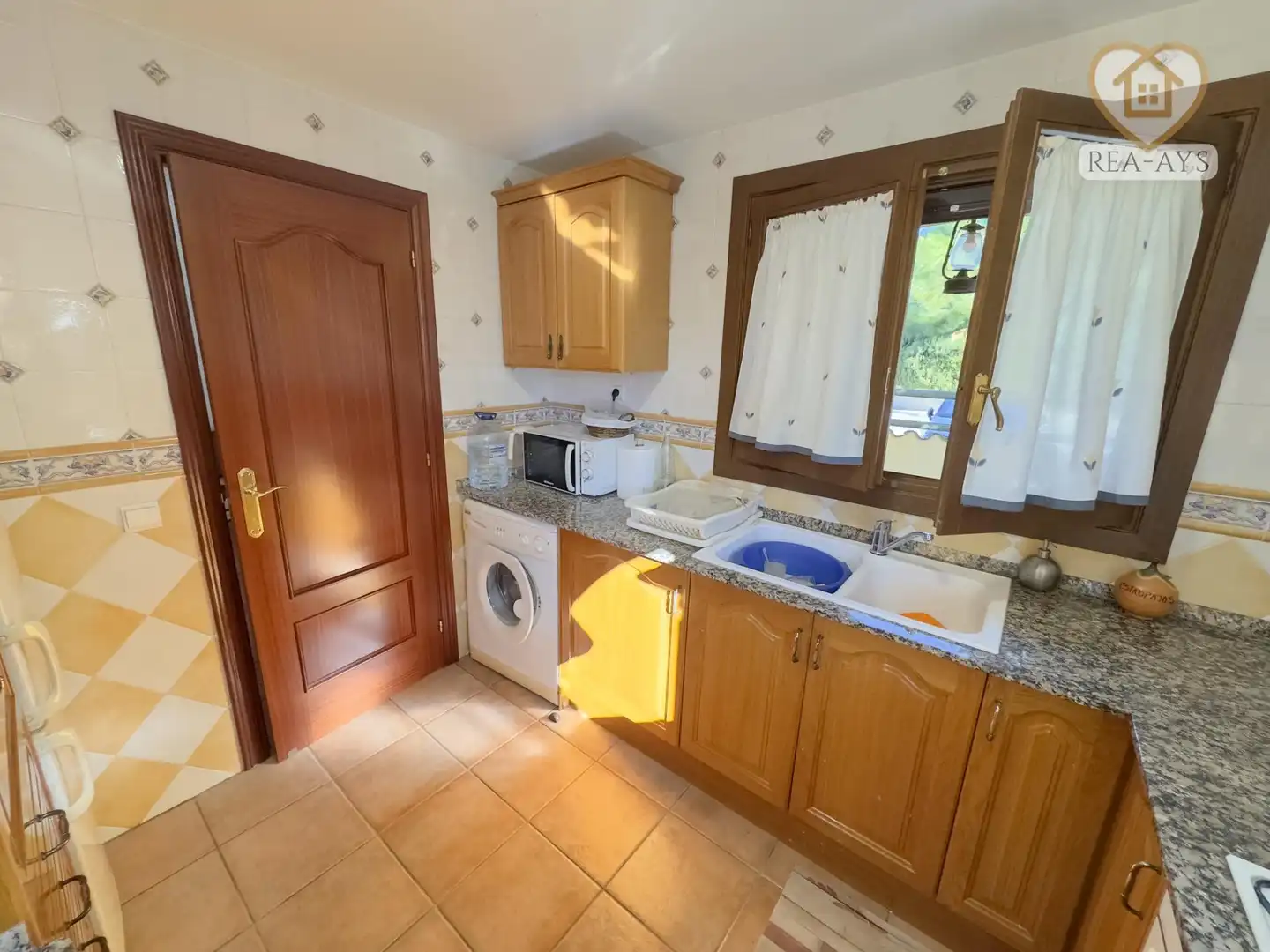 Cocina de Casa o chalet en venta en Albinyana con Jardín privado, Terraza y Amueblado
