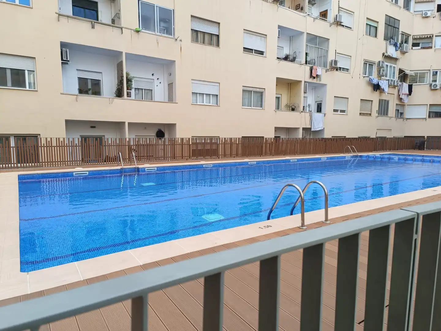 Piscina de Pis en venda en Valencia amb Aire condicionat, Calefacció i Traster