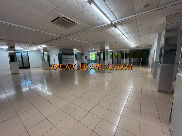 Local comercial en Alquiler en Els Poblets