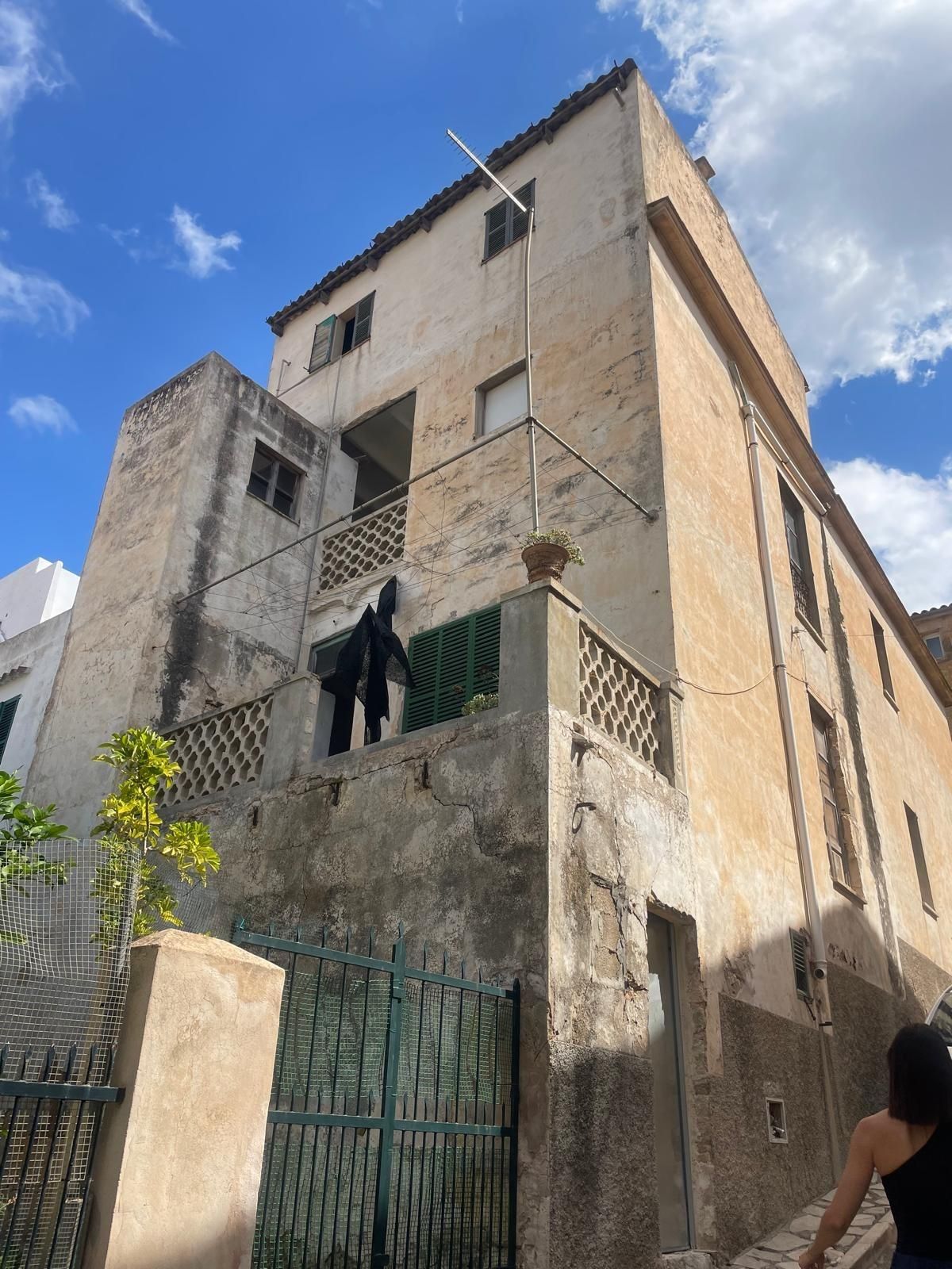 Vista exterior de Finca rústica en venda en Montuïri amb Terrassa i Traster