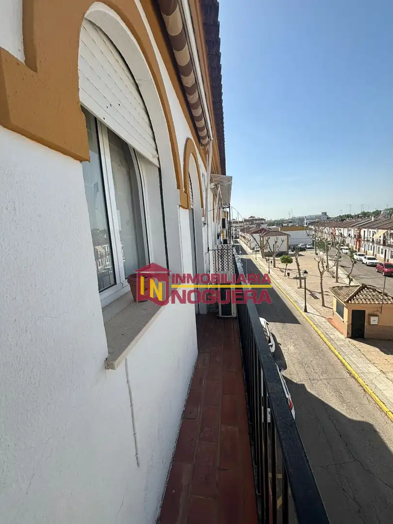 Vista exterior de Pis en venda en Écija amb Aire condicionat, Moblat i Rentadora