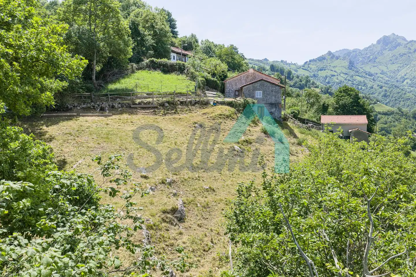 Casa o chalet en venta en Laviana con Jardín privado, Parquet y Terraza