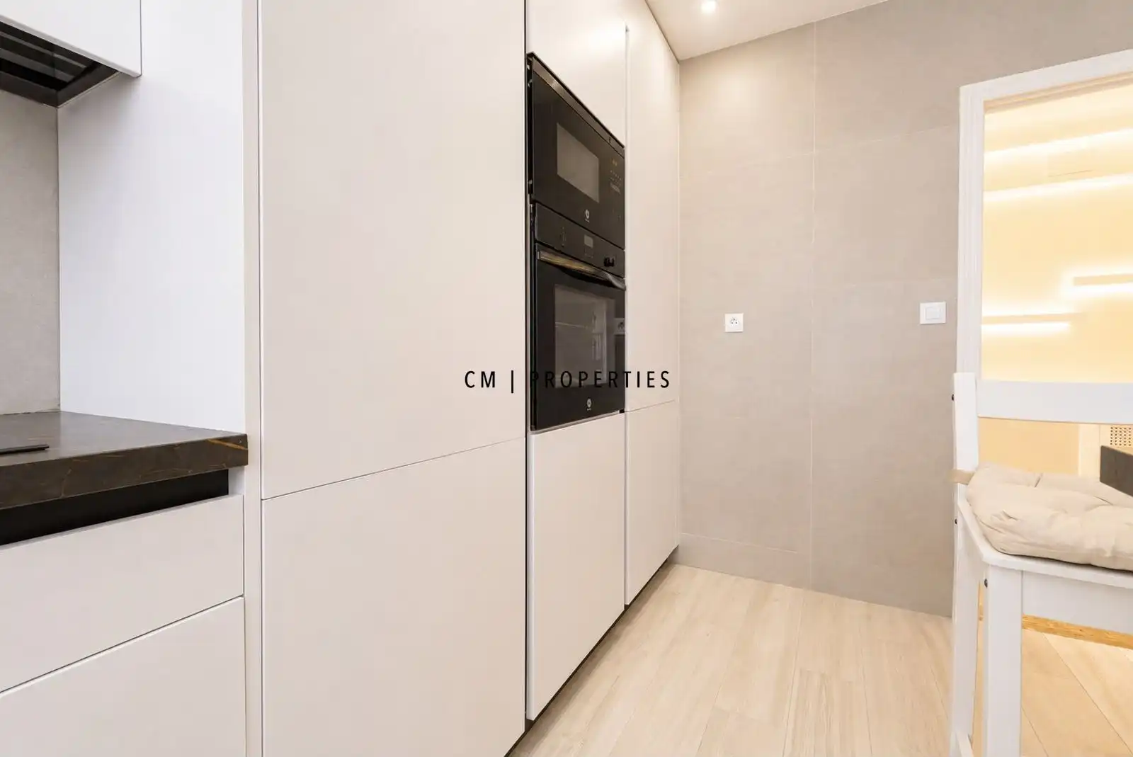 Kitchen of Flat for rent in Valencia  with Air Conditioner, Heating and Terrace