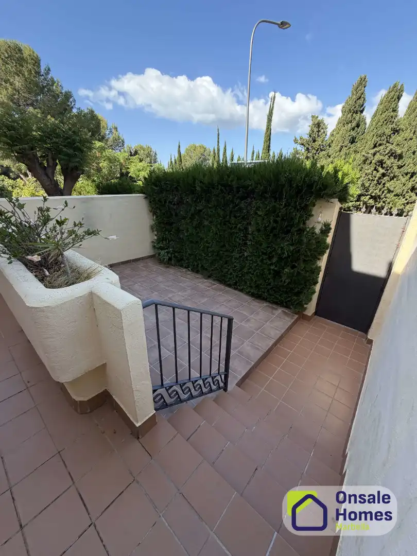 Terraza de Casa adosada en venta en Marbella con Aire acondicionado, Jardín privado y Terraza