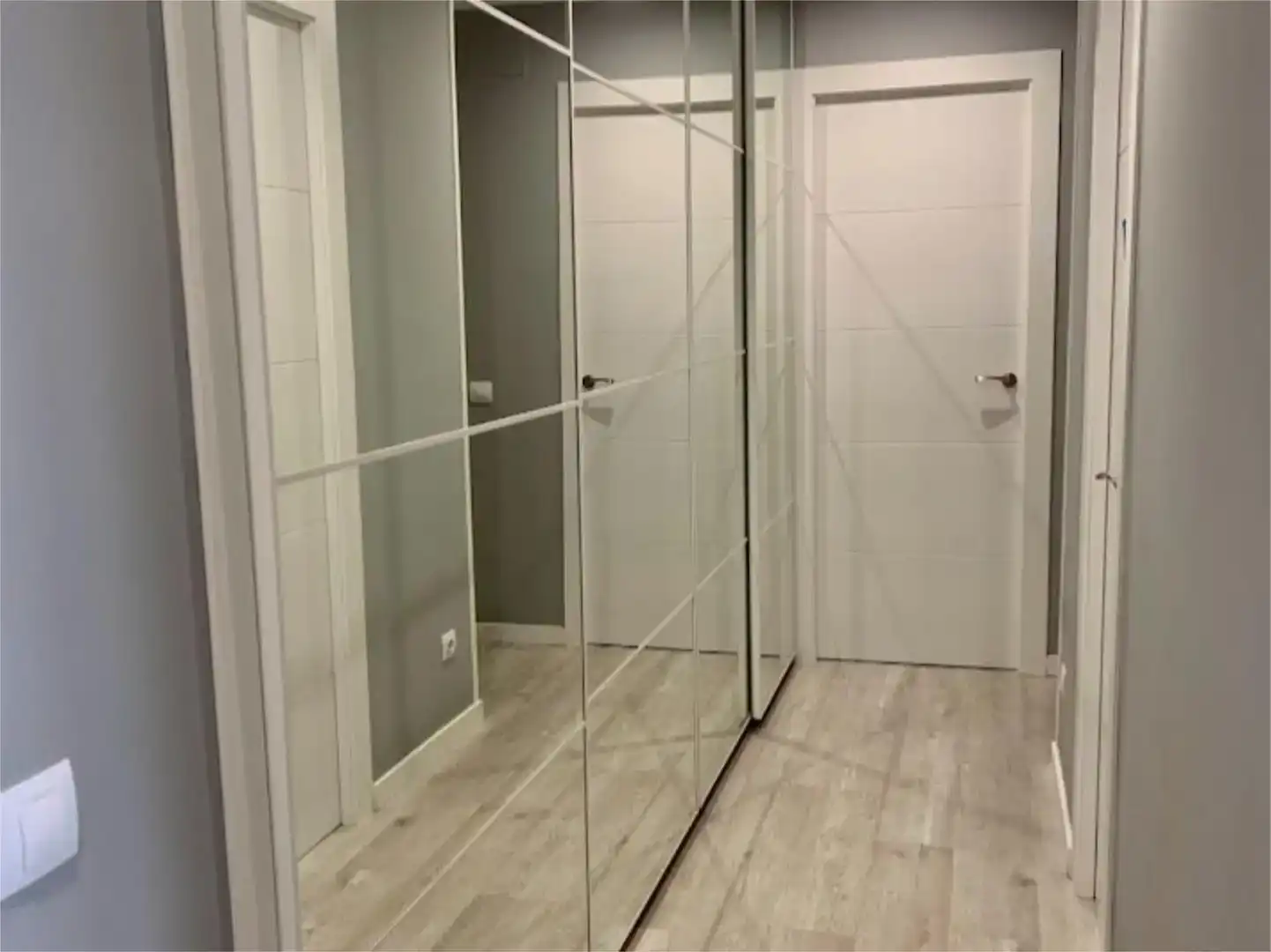 Schlafzimmer von Wohnung zur Miete in  Madrid Capital mit Klimaanlage, Schwimmbad und Balkon