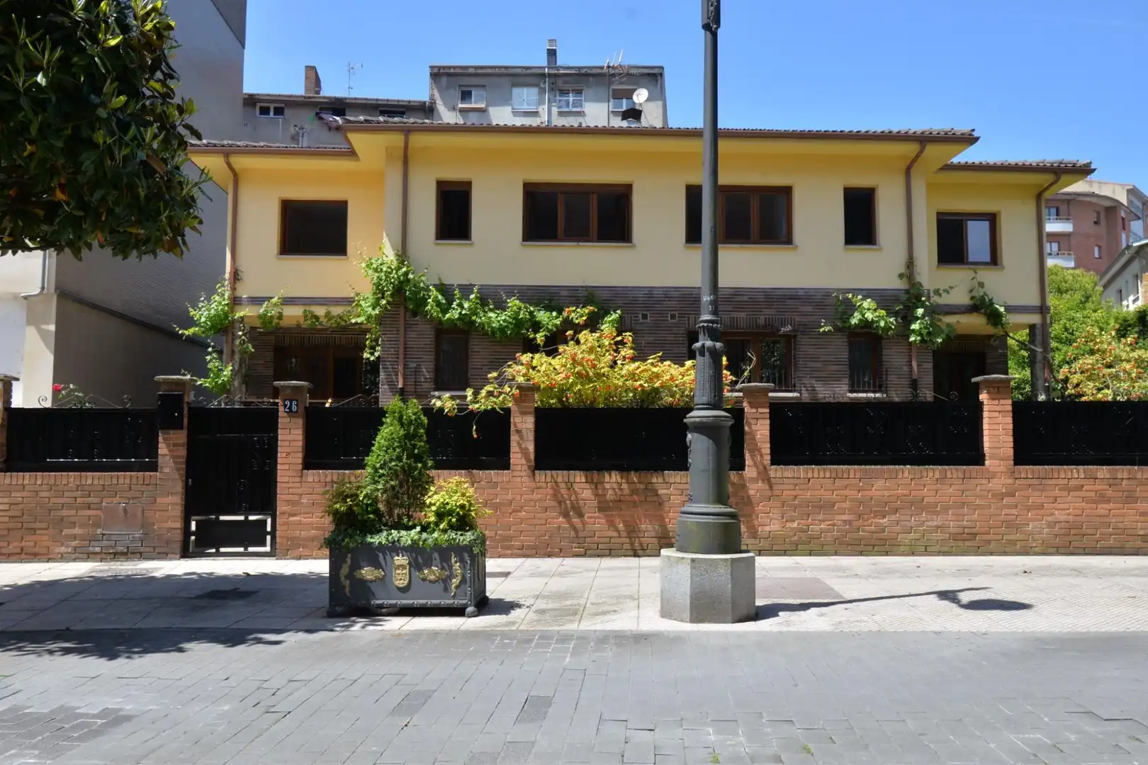 Exterior view of Houses for rent in Oviedo   with Terrace and Storage room