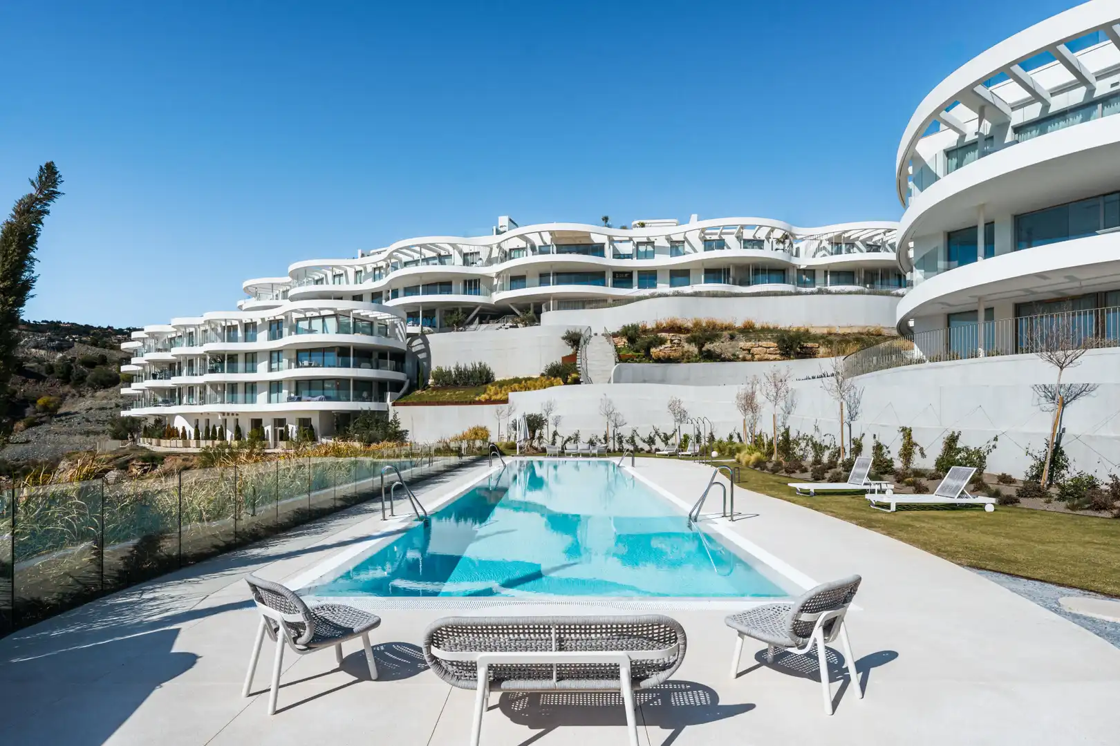 Apartment with pool for sale in Benahavís pueblo, imagen 2