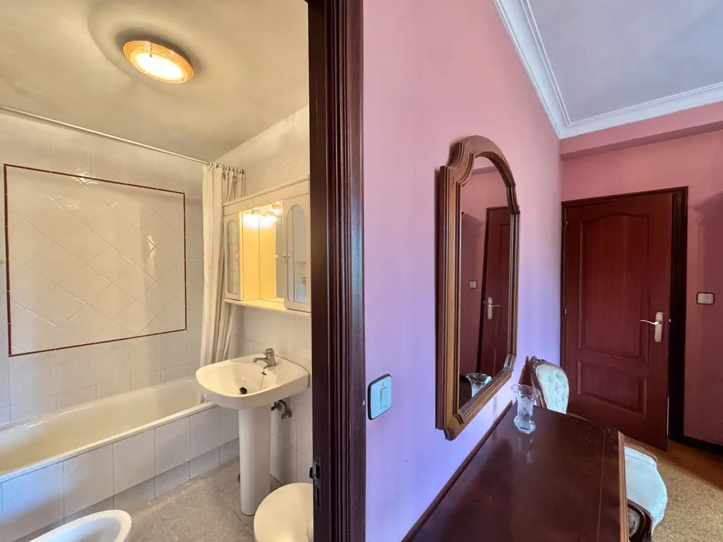 Bathroom of Houses for sale in Arteixo  with Heating, Private garden and Parquet flooring