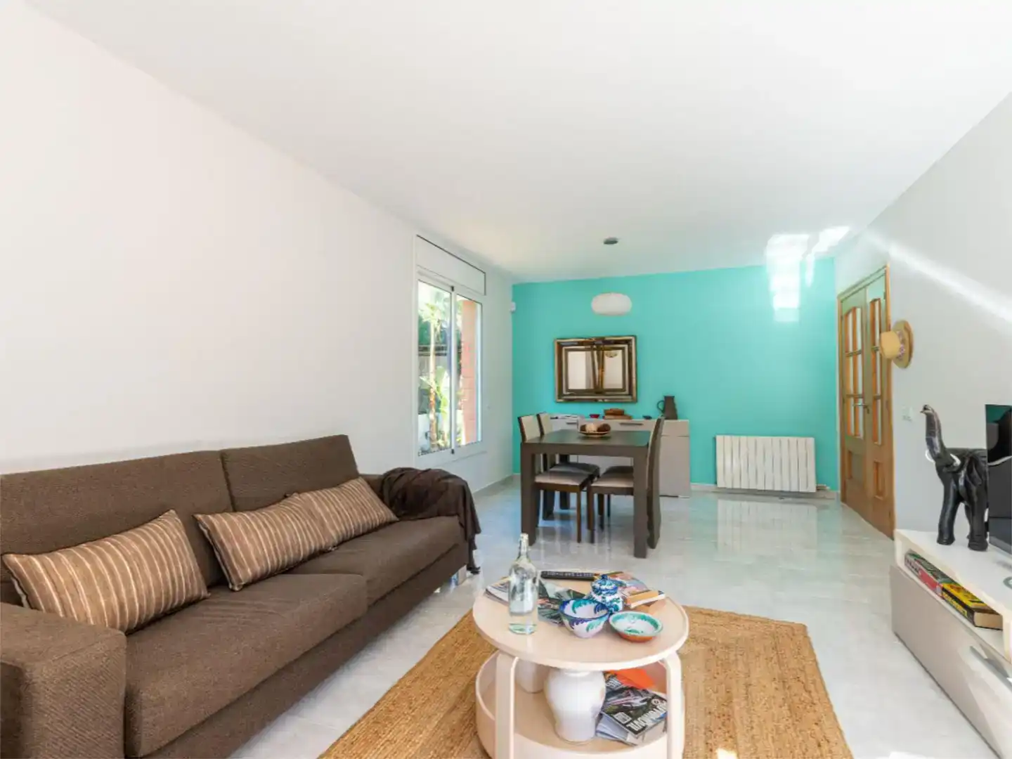 Living room of Houses for sale in Roda de Berà  with Swimming Pool and Balcony