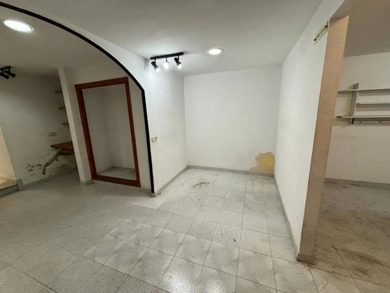 Locale commerciale in affitto a Plaza DOCTOR ROBERT, imagen 4