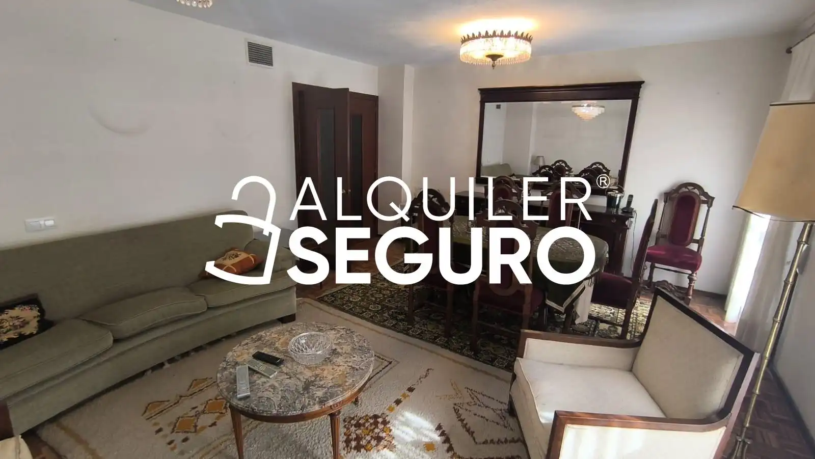 Living room of Flat for rent in Sevilla  with Air Conditioner and Furnished