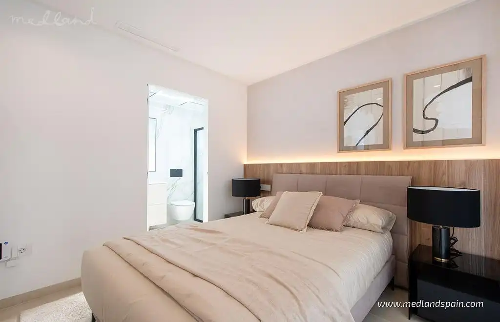 Dormitori de Casa o xalet en venda en Rojales amb Jardí privat, Terrassa i Traster