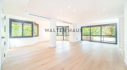 Foto 5 de Piso en venta en Carrer del Doctor Roux, Les Tres Torres, Barcelona