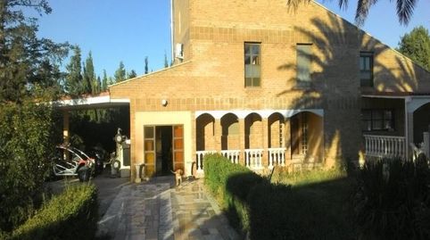 Solvia Inmobiliaria  Chalet independiente Cadrete
