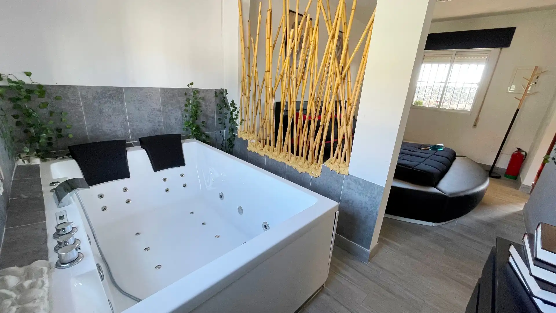 Bany de Casa o xalet en venda en Santa Cruz del Retamar amb Calefacció, Jardí privat i Terrassa