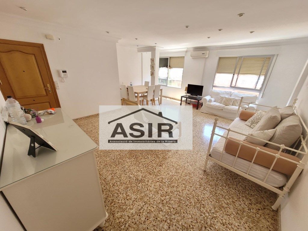 Exterior view of Flat to rent in Alzira  with Air Conditioner