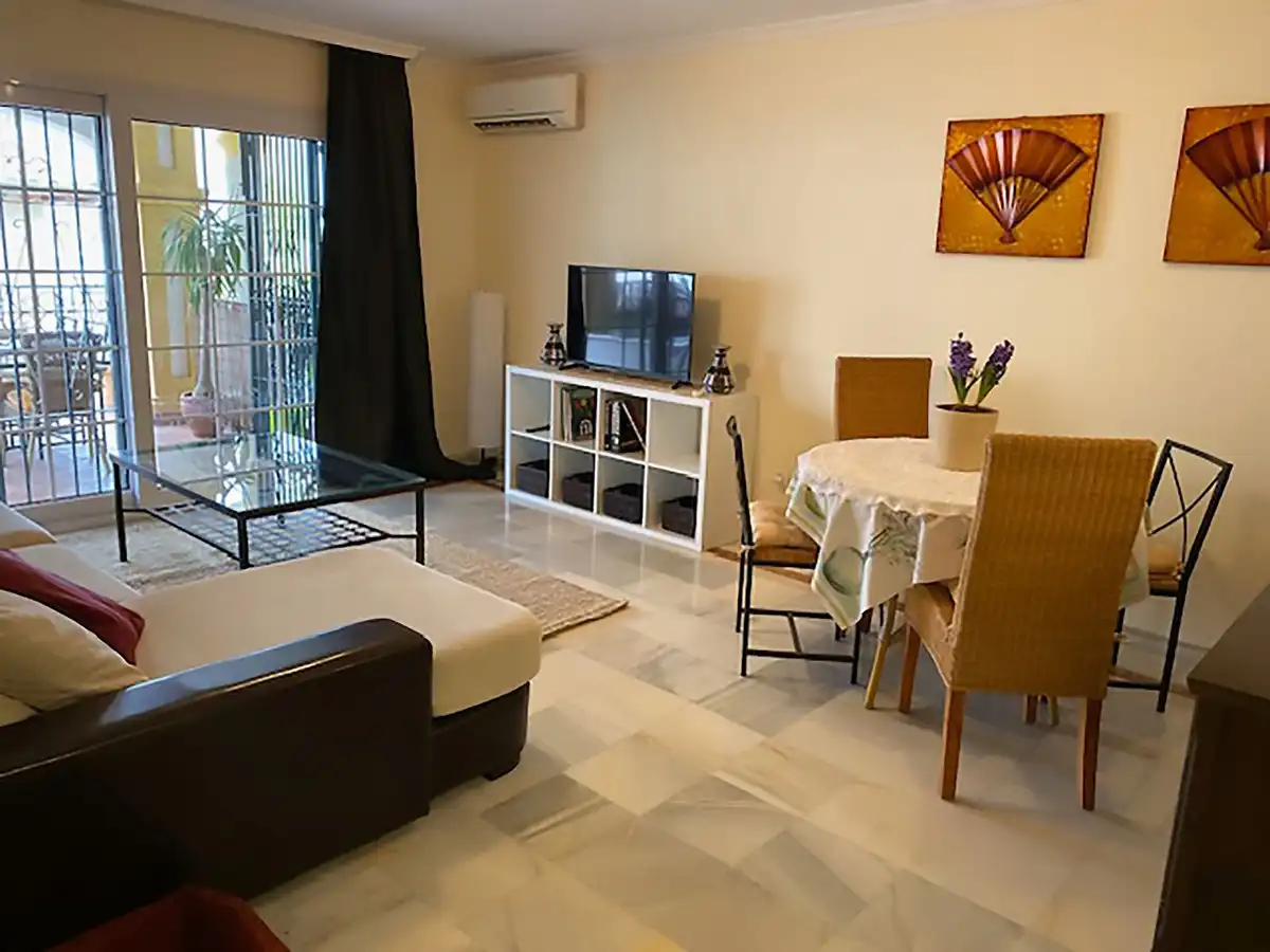 Piso con piscina en venta en Avenida de los Arcos 9, imagen 3