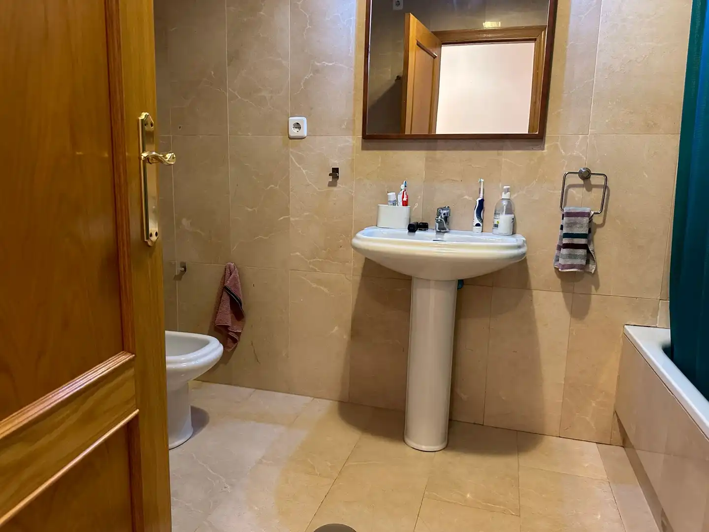 Bany de Casa o xalet de lloguer en Cartagena amb Aire condicionat, Terrassa i Balcó