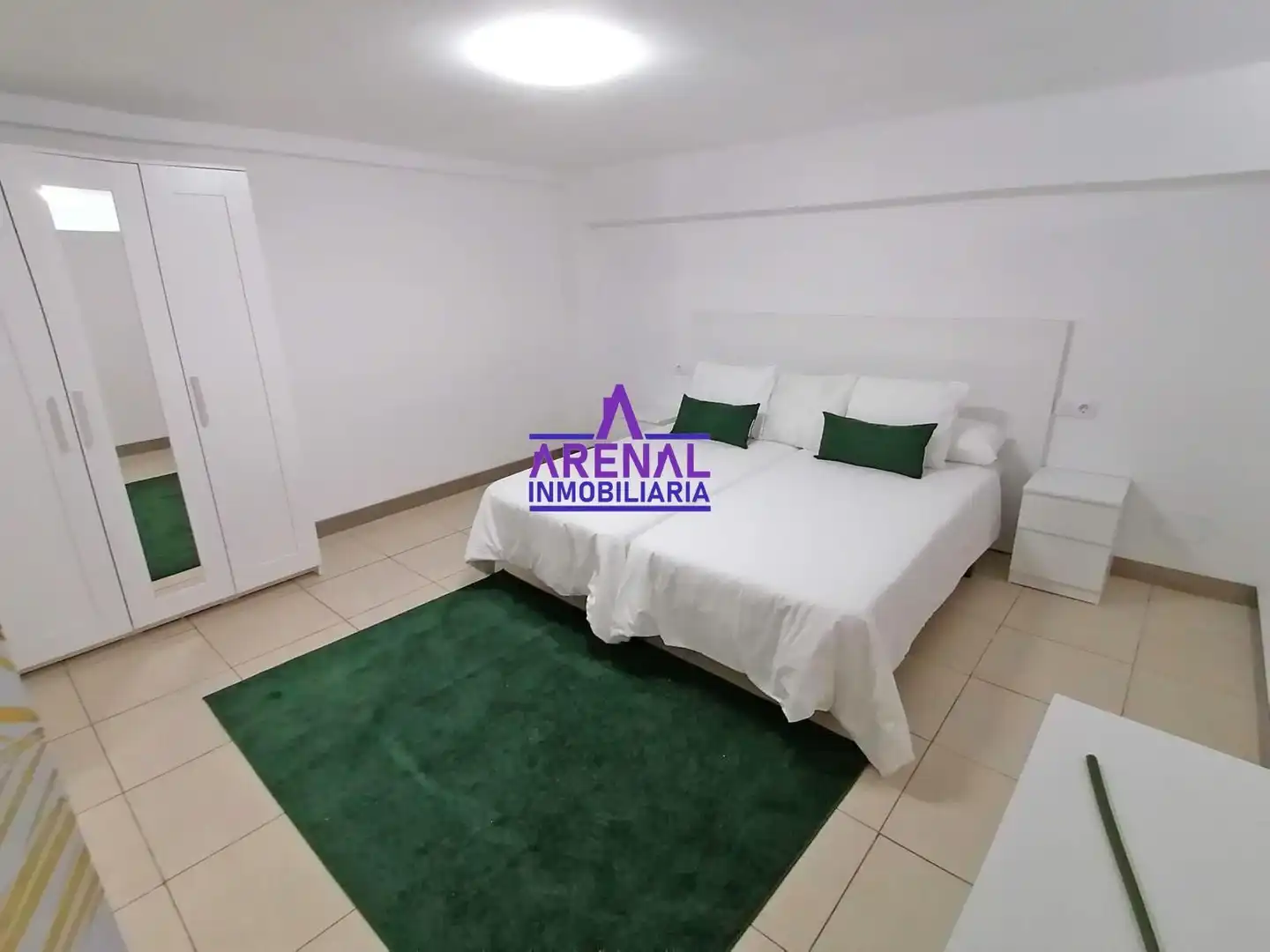 Dormitori de Casa o xalet en venda en A Pobra do Caramiñal amb Calefacció, Jardí privat i Terrassa