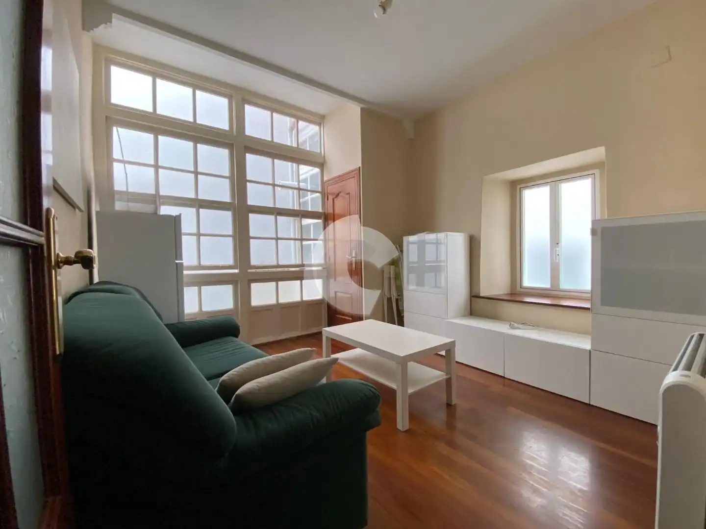 Sala de estar de Piso en venta en A Coruña Capital  con Calefacción y Parquet