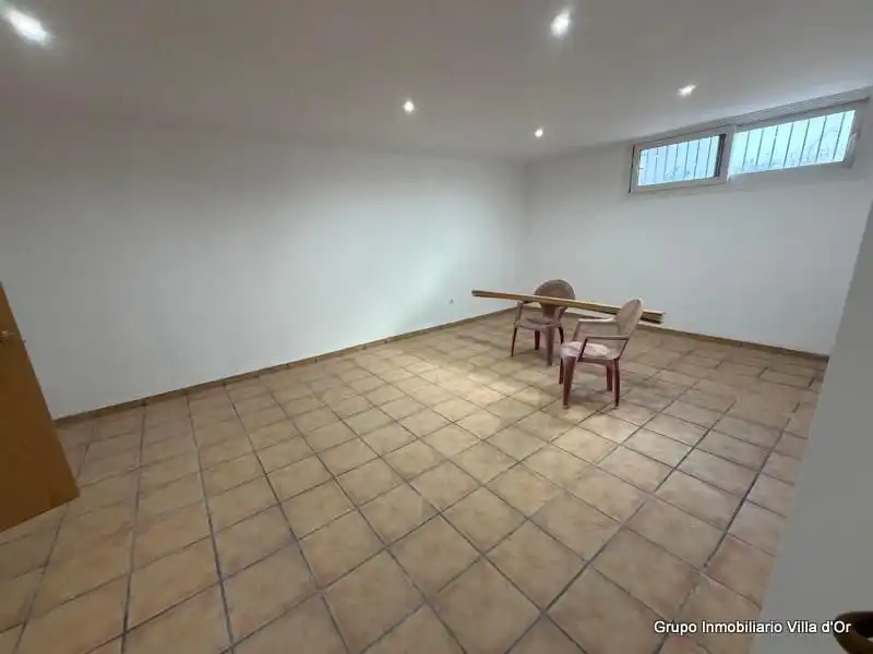 Haus oder Chalet zum Verkauf in Dénia mit Klimaanlage, Heizung und Privatgarten