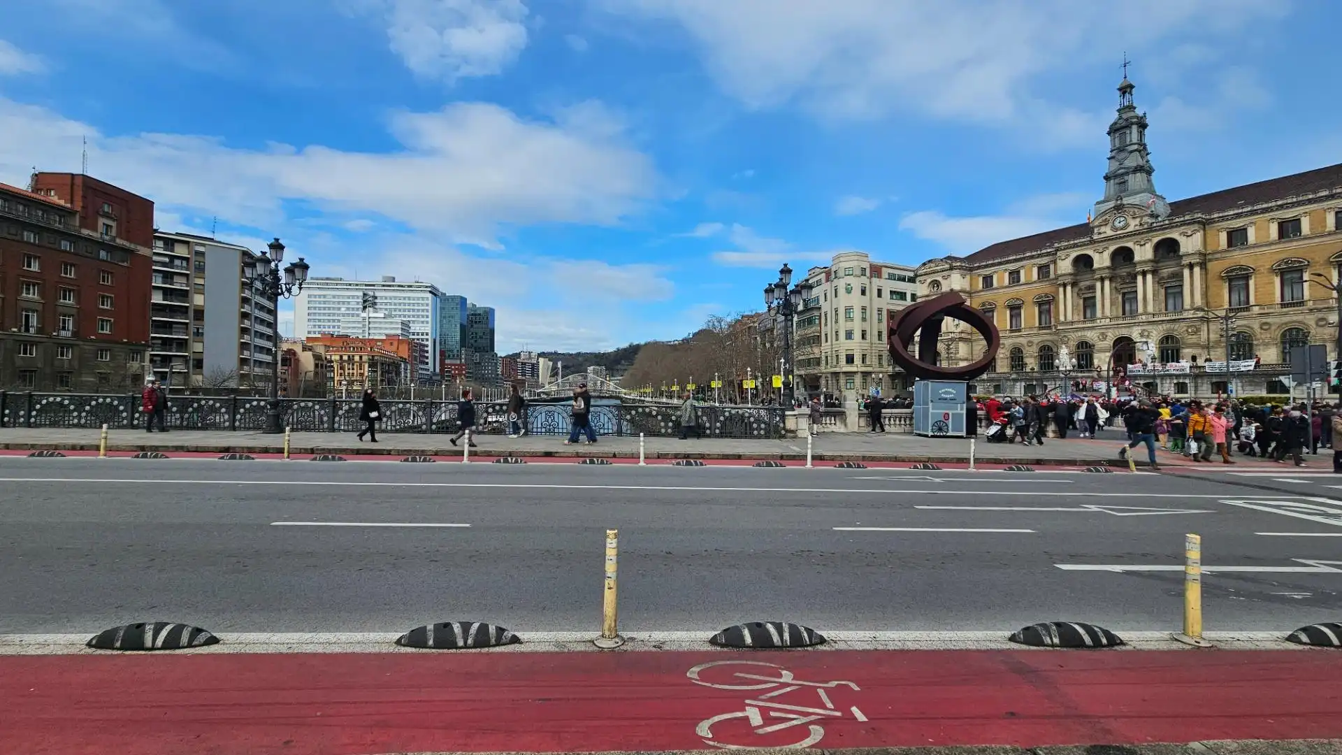 Vista exterior de Piso en venta en Bilbao  con Calefacción, Terraza y Balcón