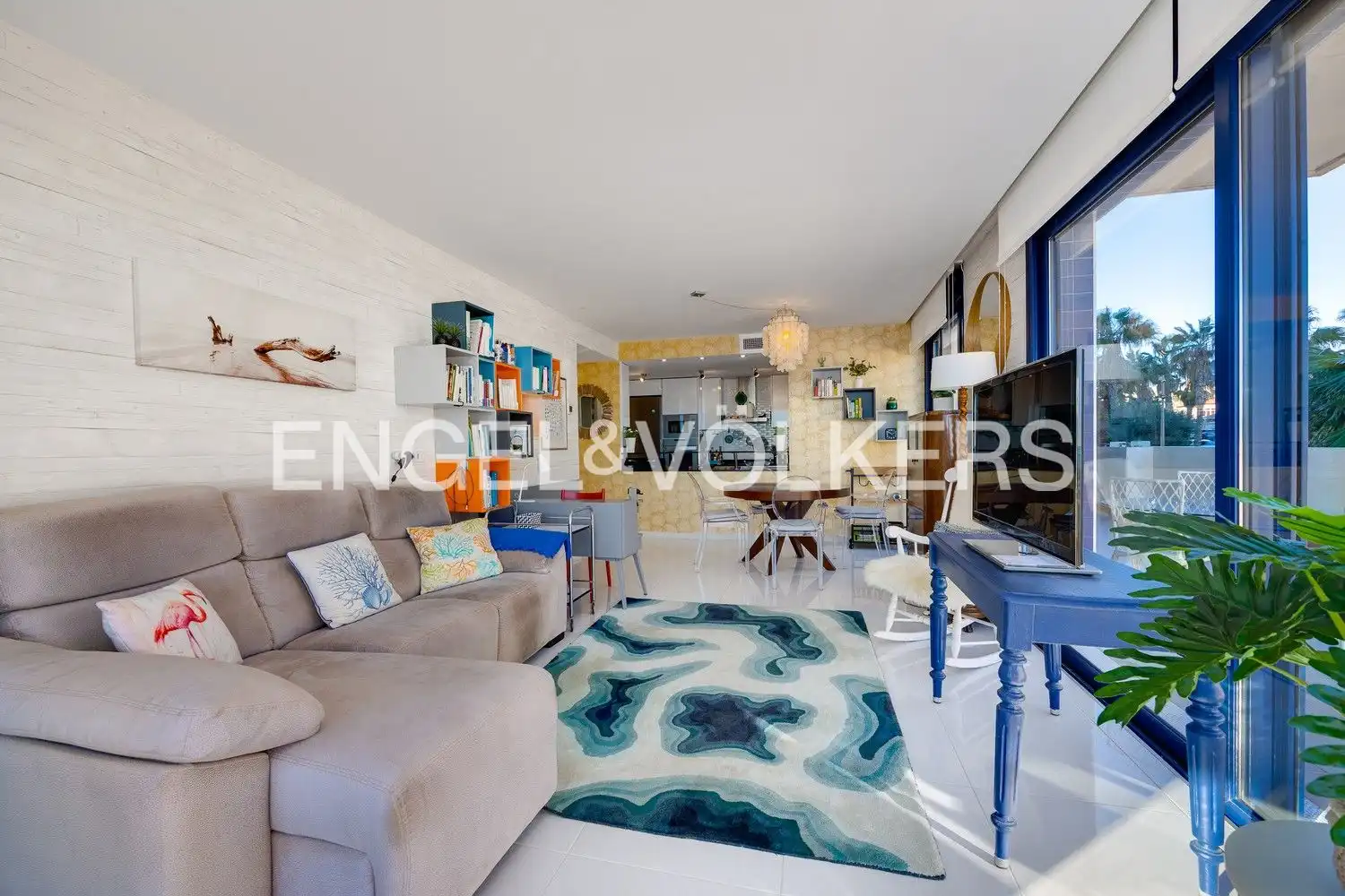 Wohnzimmer von Erdgeschoss zum Verkauf in Torrevieja mit Klimaanlage, Heizung und Terrasse