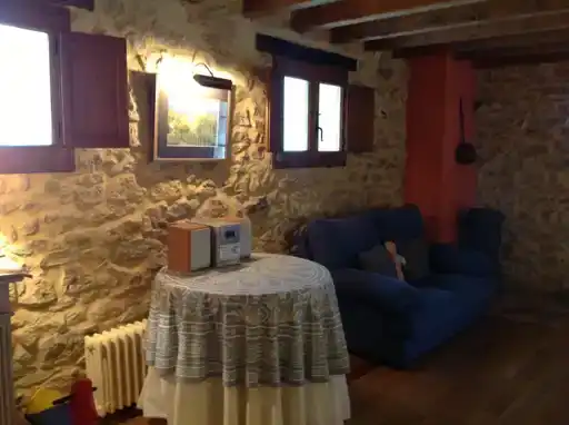 Sala de estar de Casa o chalet en venta en Merindad de Sotoscueva con Calefacción, Jardín privado y Amueblado