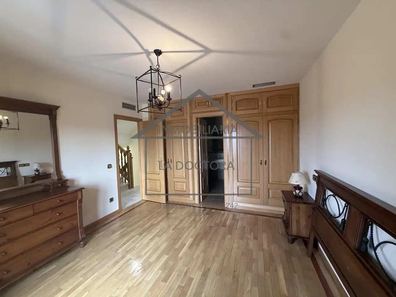 Einfamilien-Reihenhaus zur Miete in Navalcarnero mit Heizung, Privatgarten und Terrasse