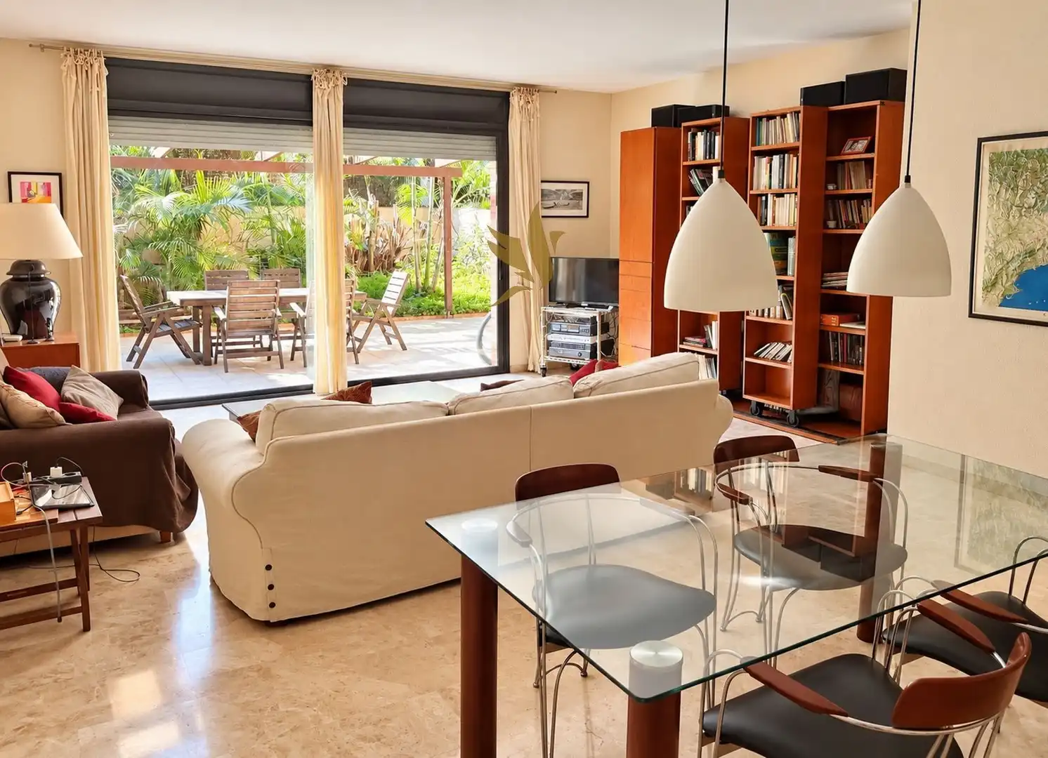 Sala de estar de Dúplex en venta en Barcelona con Aire acondicionado, Calefacción y Terraza