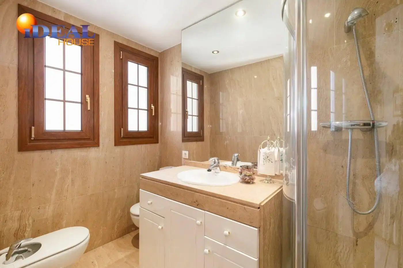 House with pool for sale in Huétor Vega, imagen 49