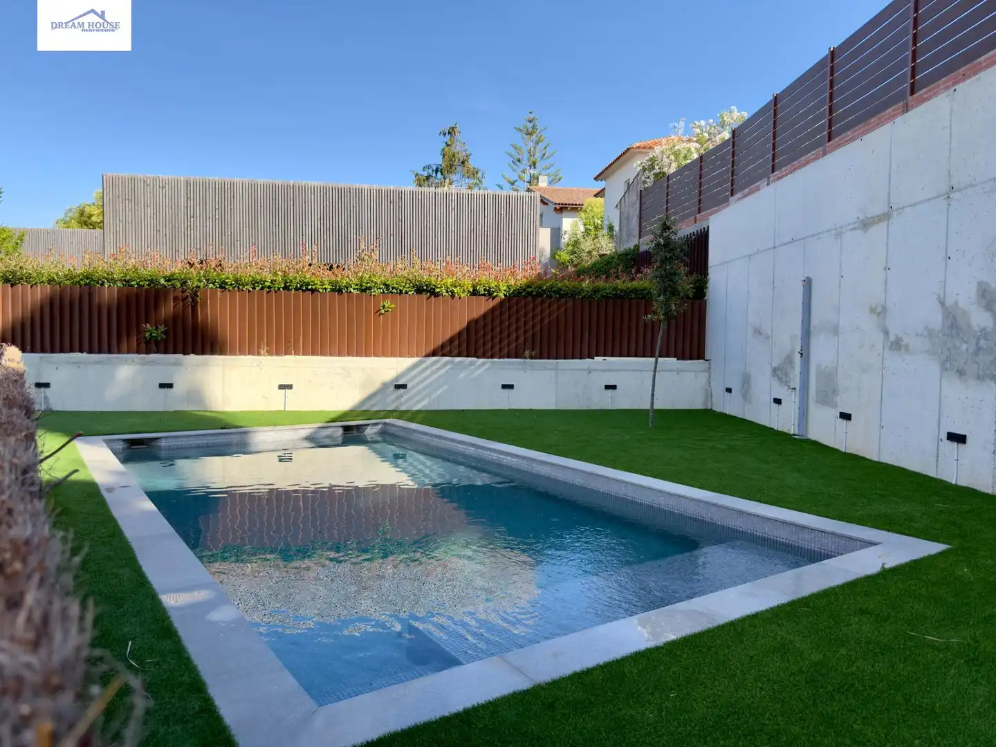 Piscina de Àtic en venda en Alella amb Aire condicionat, Calefacció i Terrassa