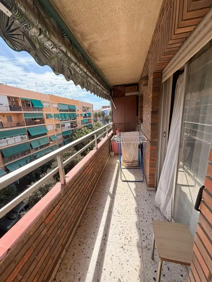 Terrassa de Pis en venda en Benalúa - Babel