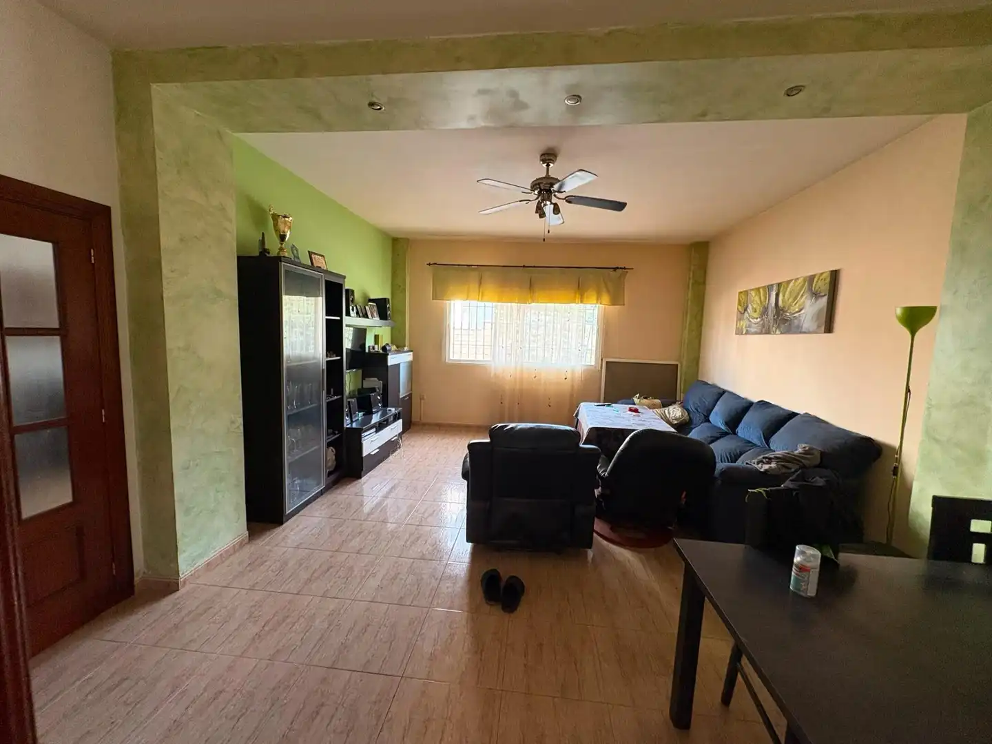 Sala d'estar de Casa adosada en venda en Los Villares amb Terrassa
