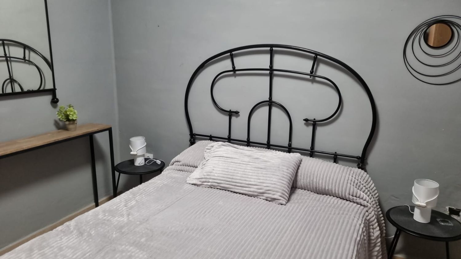 Bedroom of Flat for sale in San Fernando  with Air Conditioner and Balcony